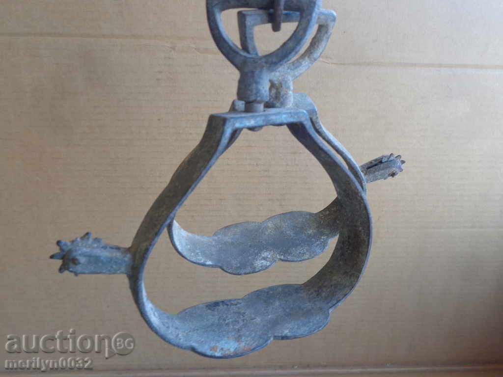 Old bronze stirrups with spurs, cavalry, saddle - 6 Old bronze stirrups with spurs, cavalry, saddle - 6