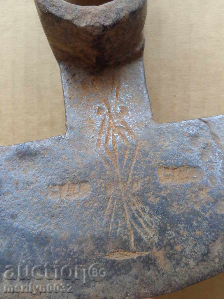 Παλιά πλαστά επιλογή, όργανο, σφυρήλατο σίδερο με τιμή 38.00 BGN | € 19.43