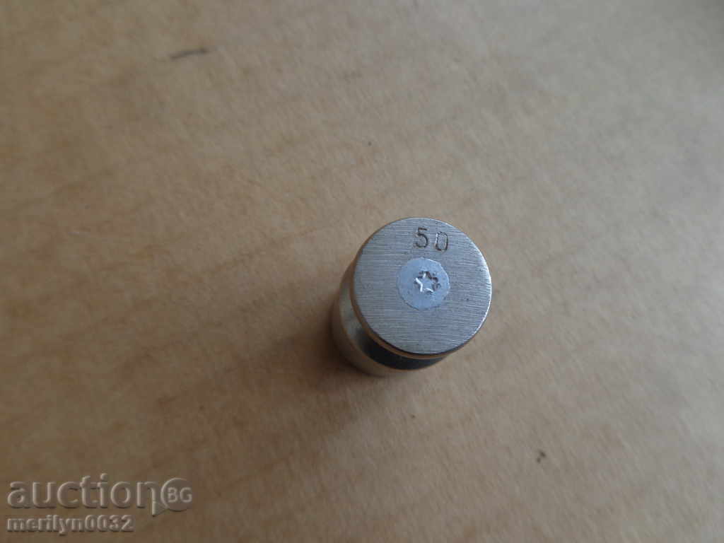 Delivery of Box with grams, weights for scales, scales Delivery of Box with grams, weights for scales, scales