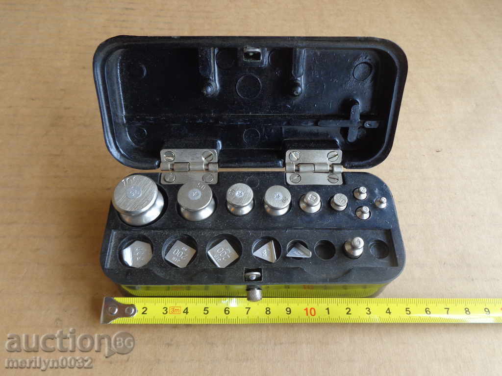 Box with grams, weights for scales, scales - 5 Box with grams, weights for scales, scales - 5