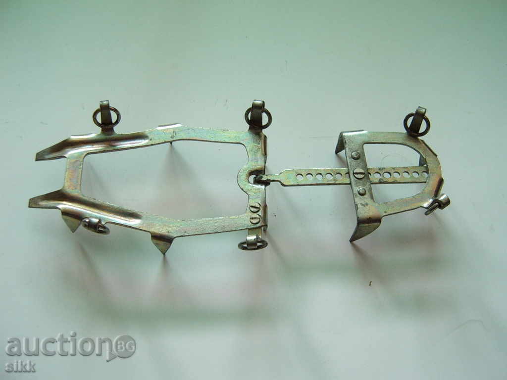 Cat for climbers with price 40.00 BGN | € 20.45