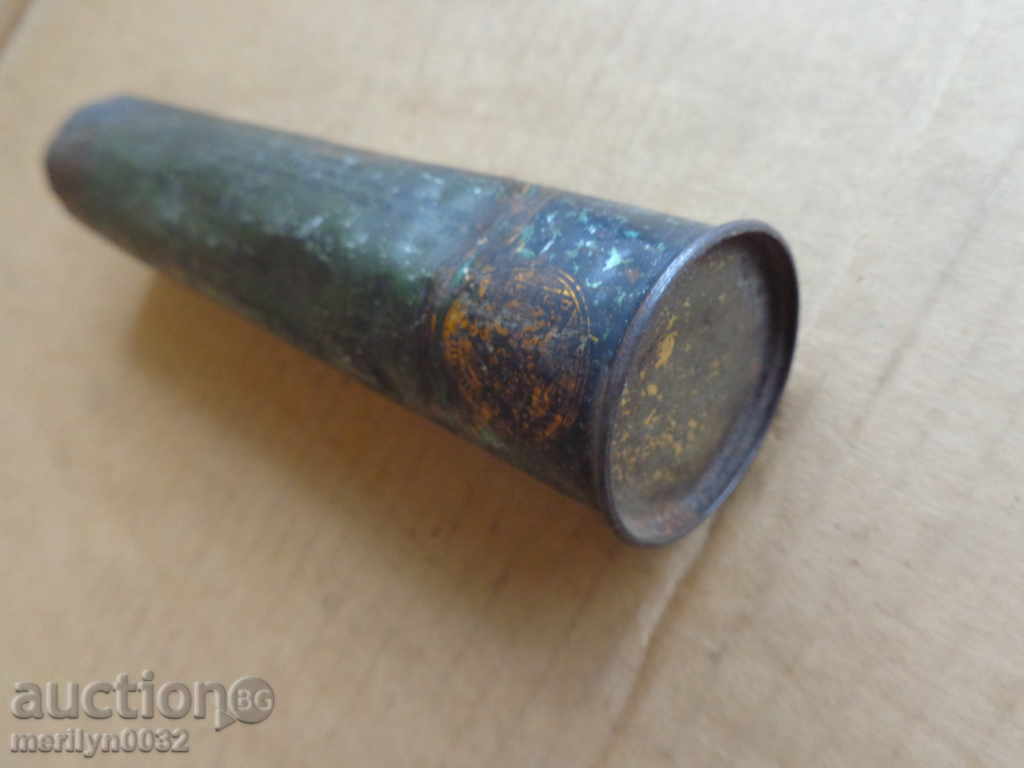 Auction  Old candy box, candies, caramel, bonbonniere biscuits