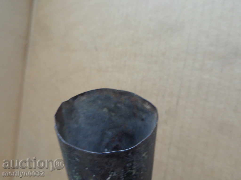 Delivery of Old candy box, candies, caramel, bonbonniere biscuits