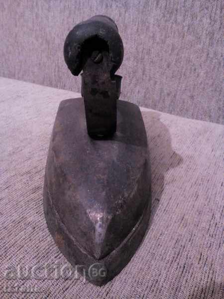 Delivery of Old electric iron Delivery of Old electric iron