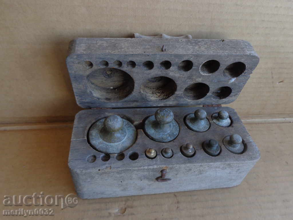 Box with grams, weights for scales, balance Box with grams, weights for scales, balance