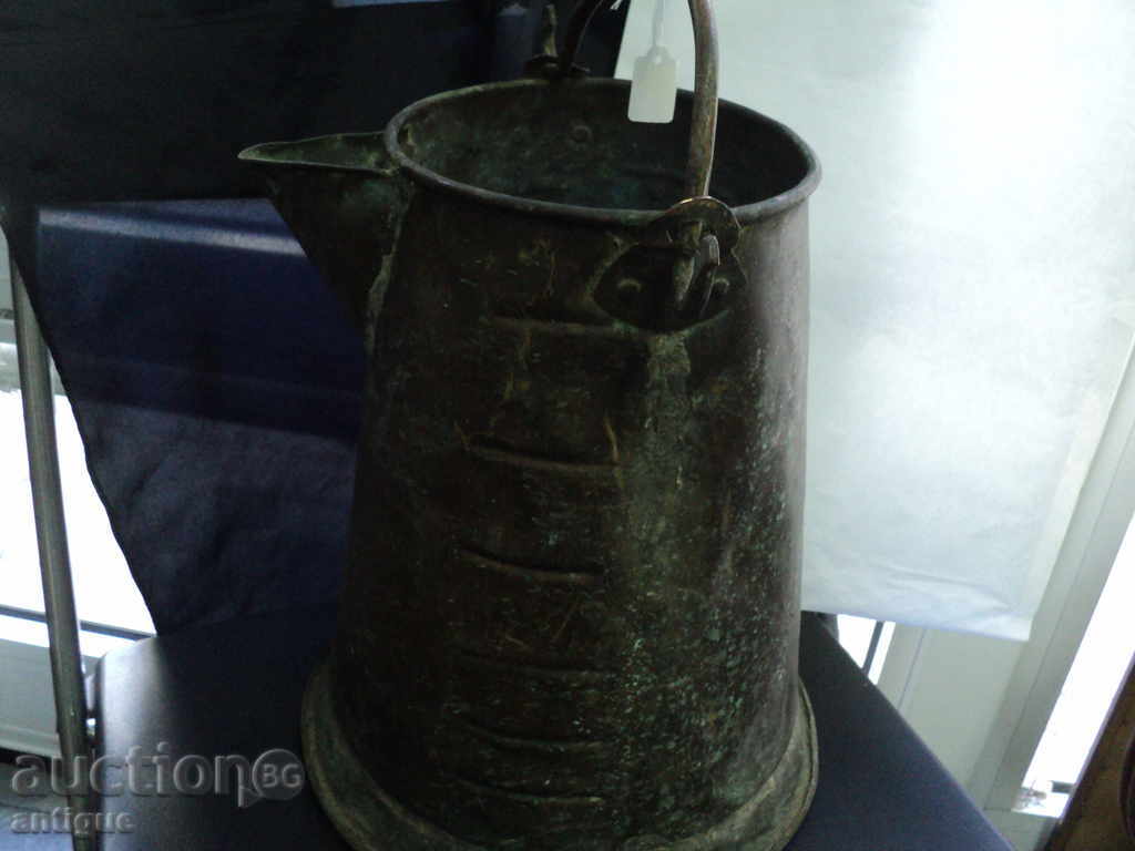 Δημοπρασία ΔΙΚΑΣΤΗΡΙΟ ΤΟΥ ΓΑΛΑΚΤΟΣ kr.na ΧΙΧ αιώνα. Plovdiv, χαλκό, Η-30 cm. Δημοπρασία ΔΙΚΑΣΤΗΡΙΟ ΤΟΥ ΓΑΛΑΚΤΟΣ kr.na ΧΙΧ αιώνα. Plovdiv, χαλκό, Η-30 cm.