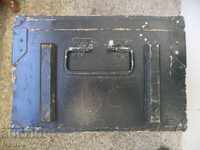 Wooden chest 44x34x23cm with metal fittings and handles - military