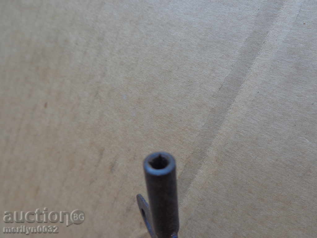 Key for an old clock - 5 Key for an old clock - 5