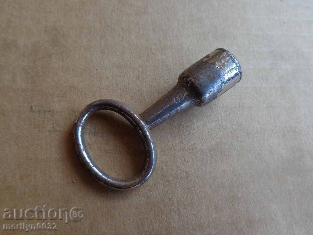 Auction Key for an old clock Auction Key for an old clock