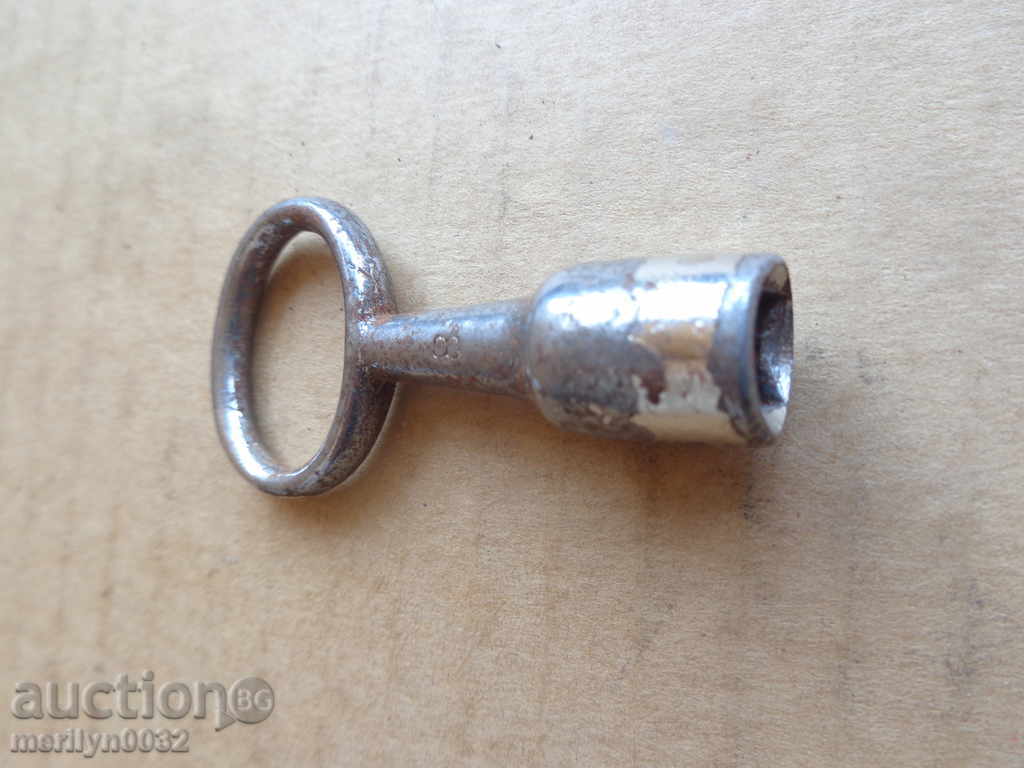 Key for an old clock - 6 Key for an old clock - 6