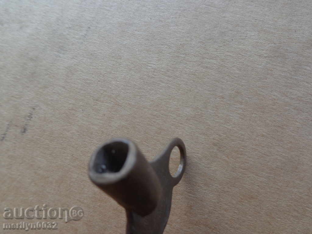 Auction Key for an old clock Auction Key for an old clock