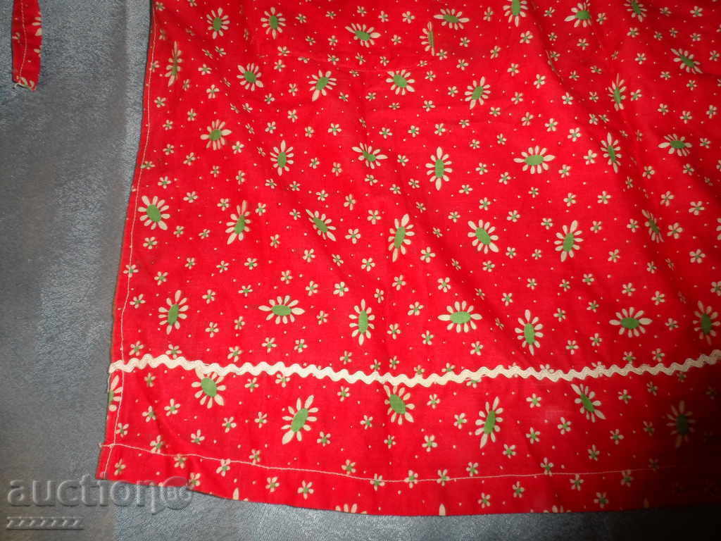 Доставка на Червена Престилка Доставка на Червена Престилка