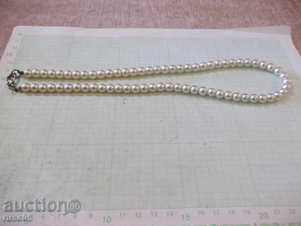 Delivery of Artificial pearl necklace - 1 Delivery of Artificial pearl necklace - 1