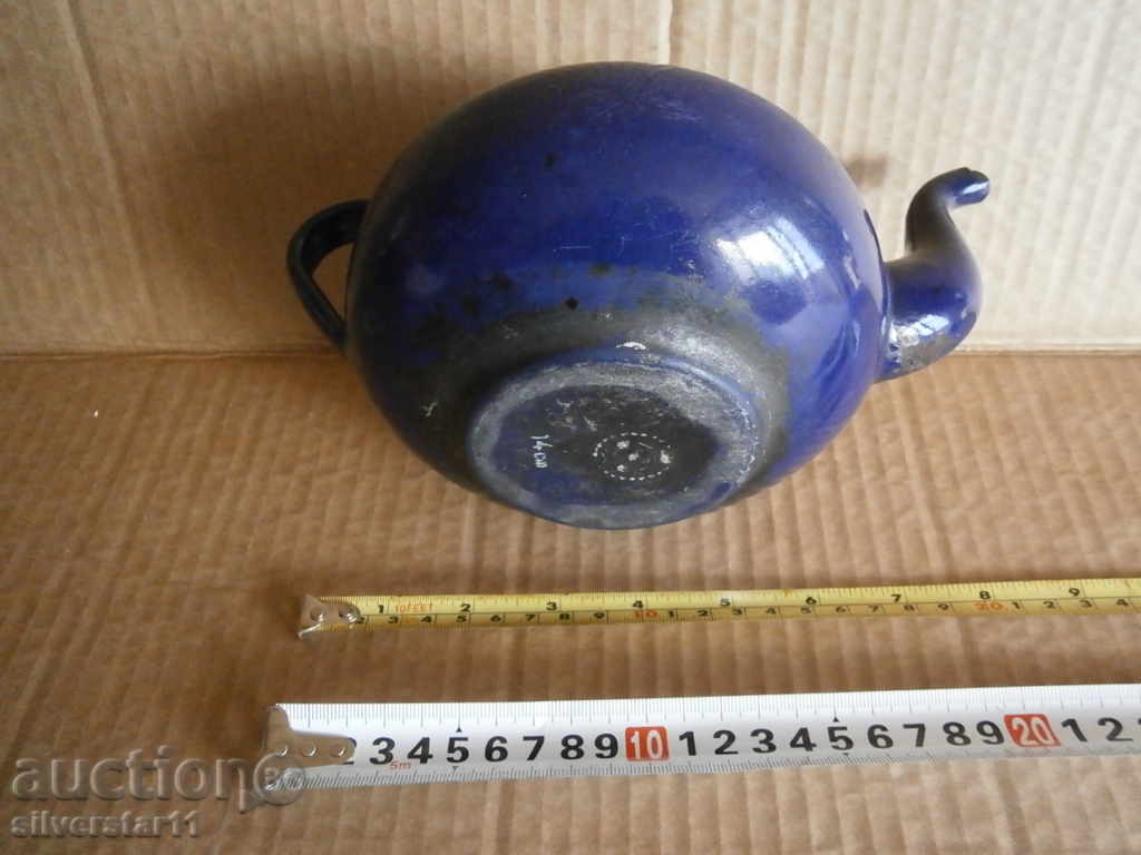 old vintage retro enamel teapot - 7 old vintage retro enamel teapot - 7