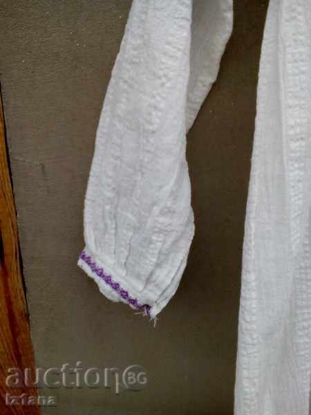 Delivery of Men's costume shirt for costume Delivery of Men's costume shirt for costume