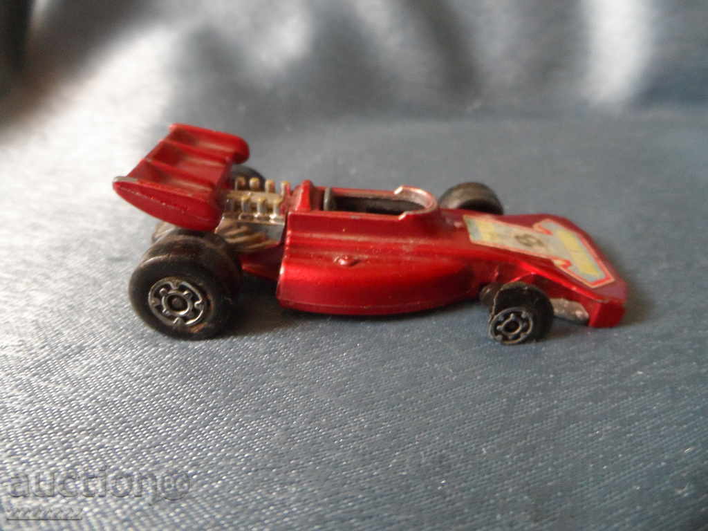 cărucior vechi de metal cu preț 10.00 BGN | € 5.11 cărucior vechi de metal cu preț 10.00 BGN | € 5.11