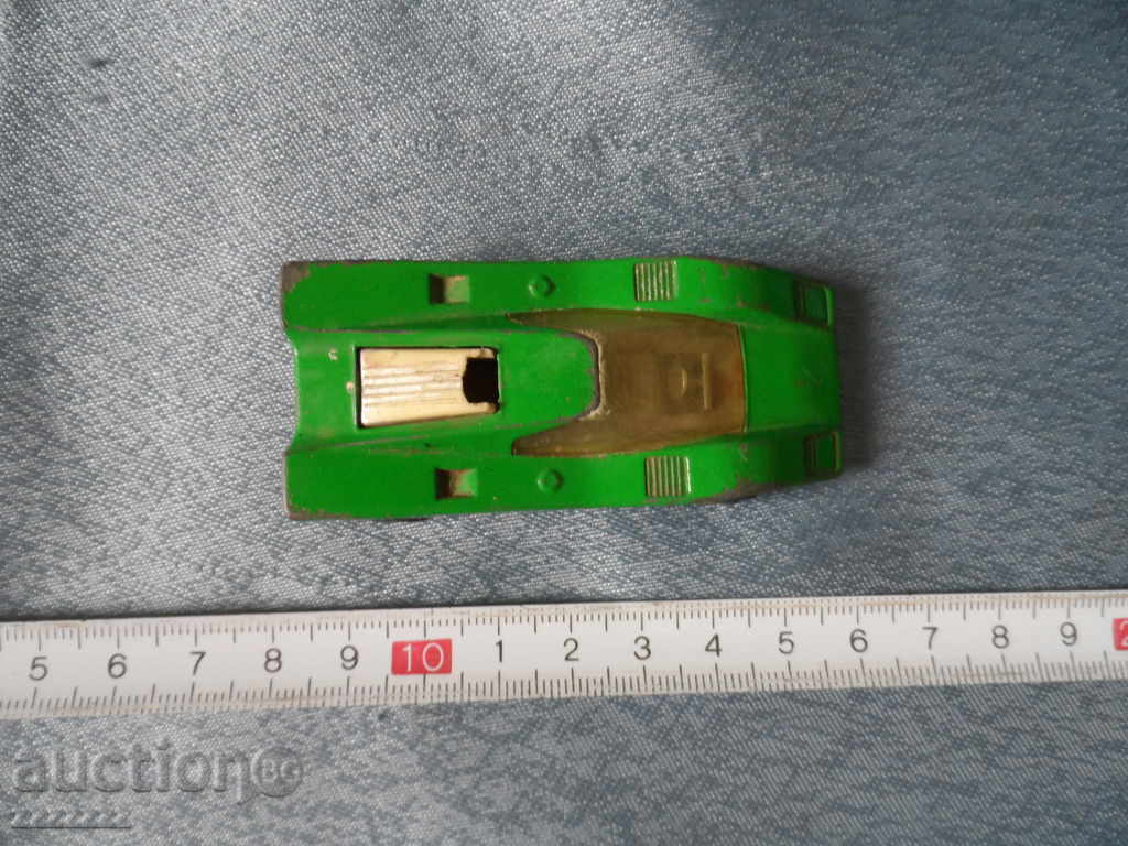 old metal cart with price 15.00 BGN | € 7.67 old metal cart with price 15.00 BGN | € 7.67