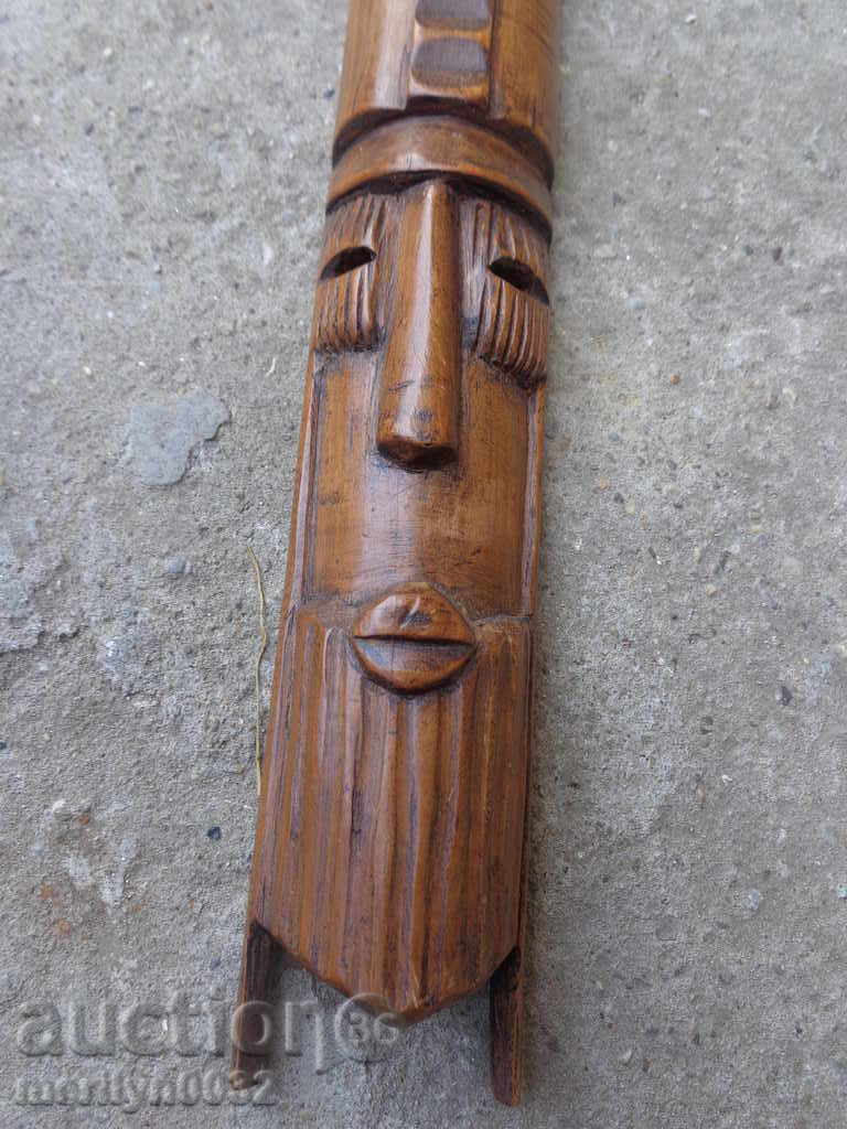 Стара маска от дърво, дърворезба тотем фигура с цена 48.00 лв. | € 24.54