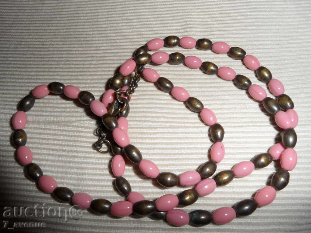 Κολιέ - ροζ αντικείμενα 68 / 0,5 cm, μάρκας υπέροχα!
