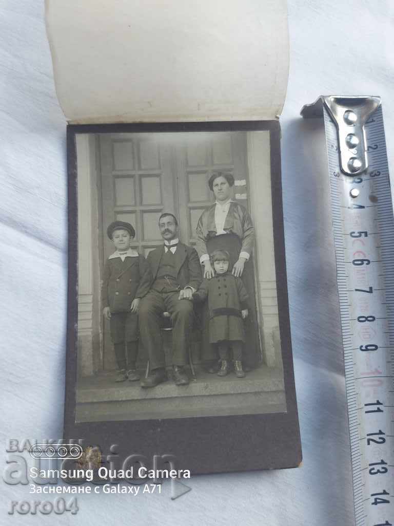 OLD PHOTOGRAPHY - CARDBOARD - NEW with price 8.99 BGN | € 4.60