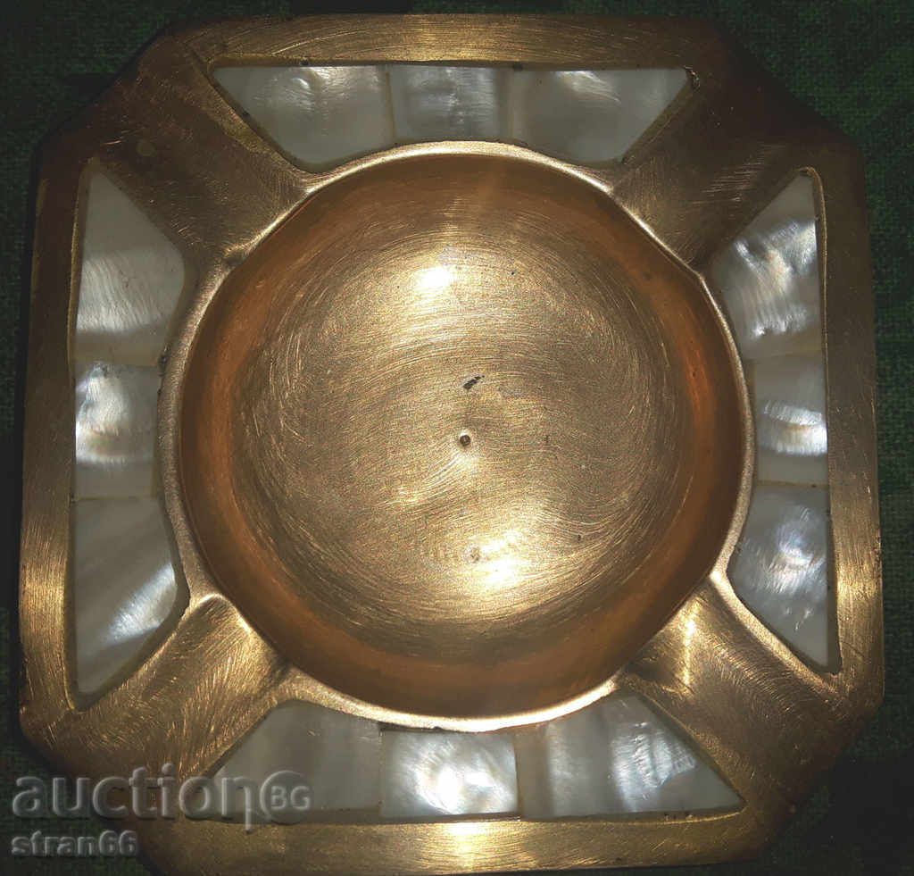 Delivery of Candlestick and Ashtray - Massive Brass with Sedef! LOT - 2 pcs.