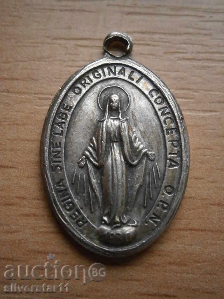 Delivery of a little medallion