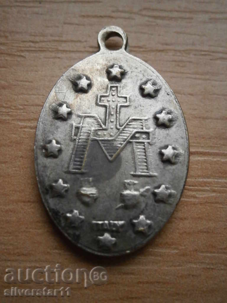 a little medallion - 6