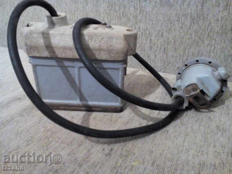 Mineral accumulator lamp with price 30.00 BGN | € 15.34 Mineral accumulator lamp with price 30.00 BGN | € 15.34