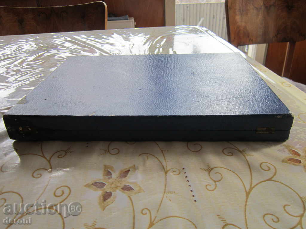 Italian wooden box box for silverware 1882 - 7 Italian wooden box box for silverware 1882 - 7