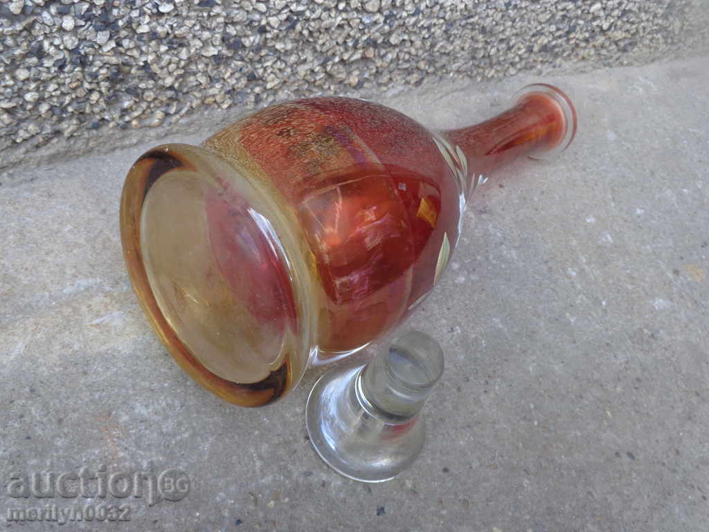 Auction  Carnation plug earta bottle gilded painting of the 20th century