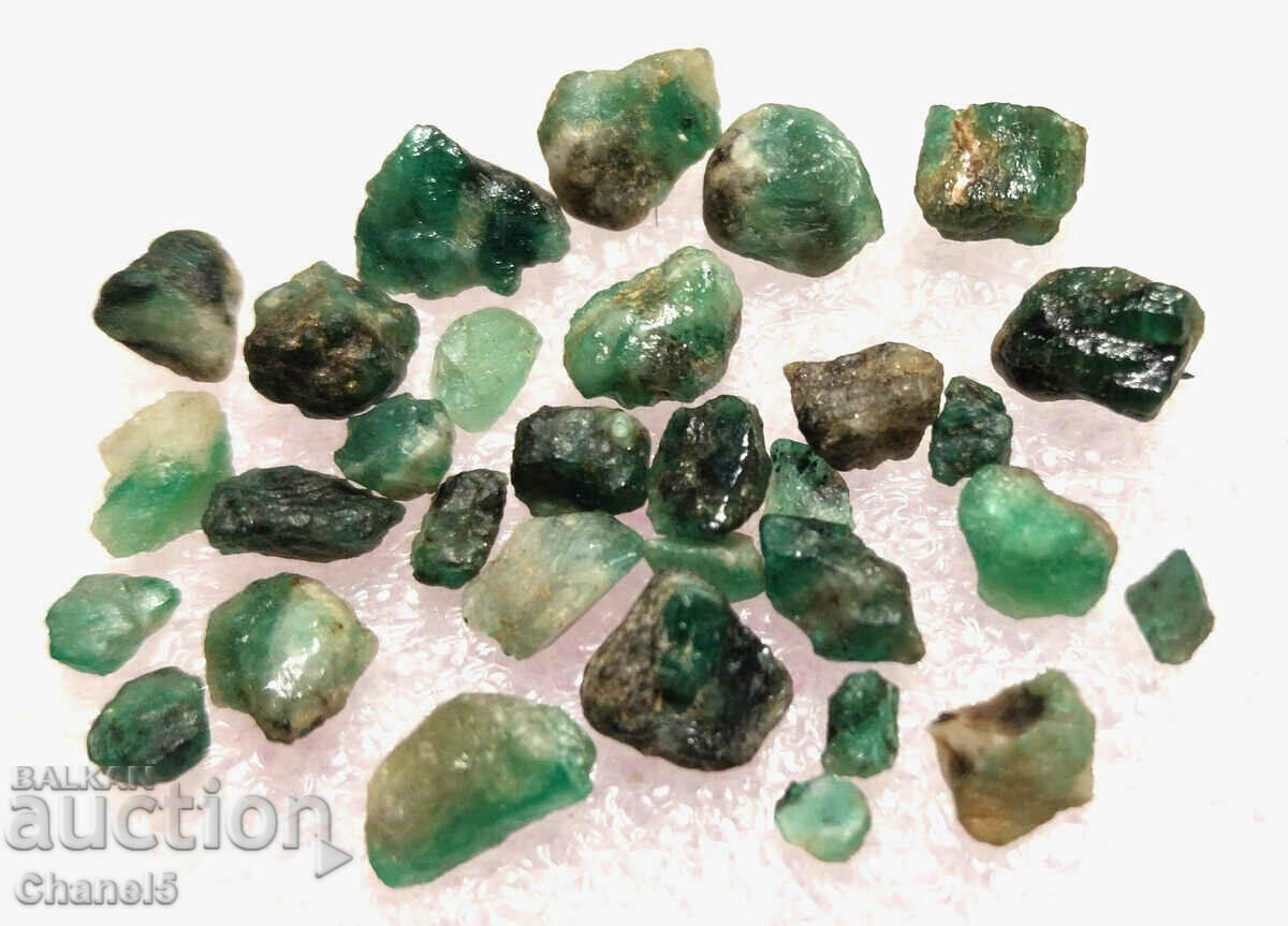 Ακατέργαστο φυσικό σμαράγδια - 27.05 καράτια με τιμή 19.90 BGN | € 10.17