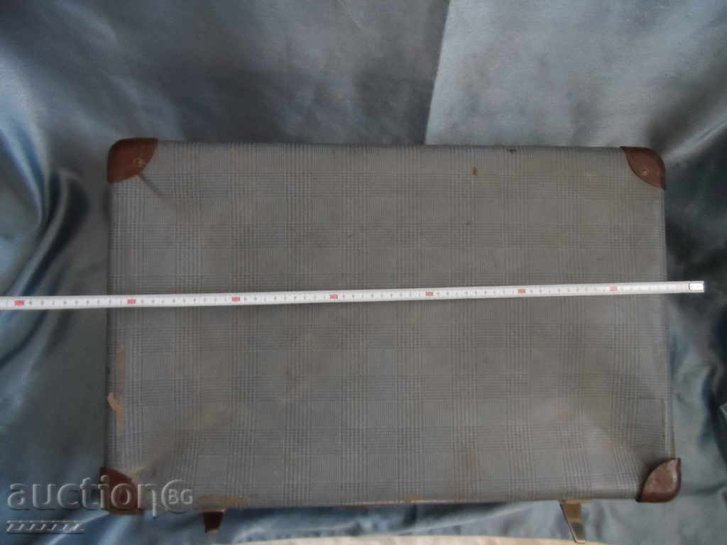 an old suitcase - 5 an old suitcase - 5