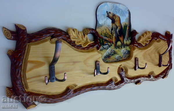 Κρεμάστρα με ξυλογλυπτική και εικόνα - αρκουδάκι