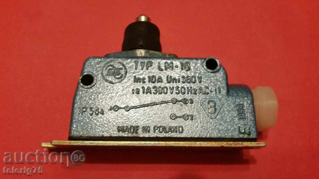 Краен Изключвател TYP LM-10,380Vac,10A,AC11,IP54