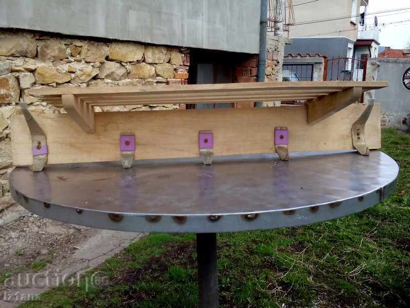 An old hanger with price 15.00 BGN | € 7.67 An old hanger with price 15.00 BGN | € 7.67