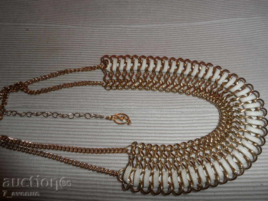 COLOR with leather and metal 38/3 cm Beautiful! with price 12.99 BGN | € 6.64 COLOR with leather and metal 38/3 cm Beautiful! with price 12.99 BGN | € 6.64