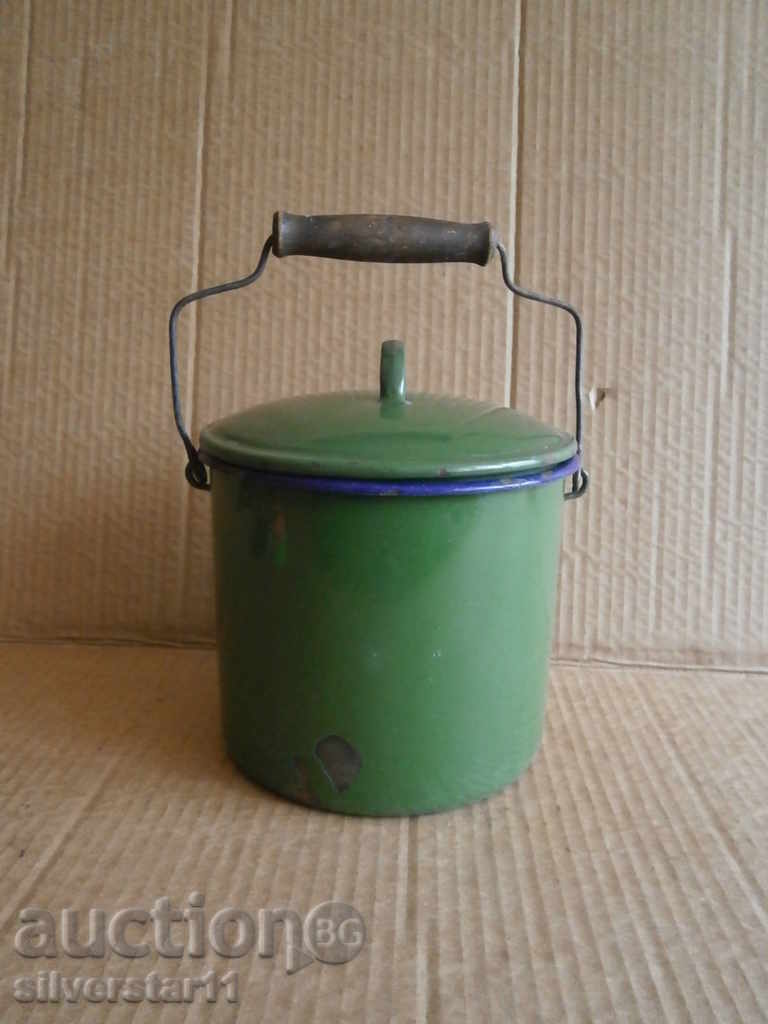 enameled bowl ladle ginger kettle spoon with price 31.00 BGN | € 15.85 enameled bowl ladle ginger kettle spoon with price 31.00 BGN | € 15.85