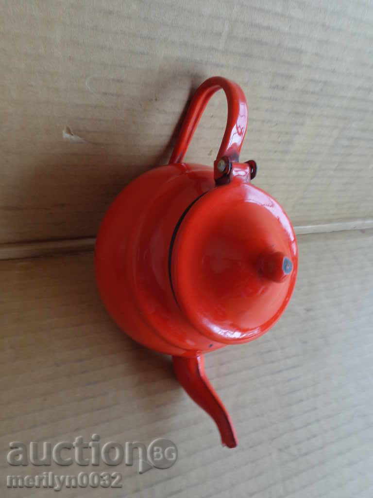 Enamelled pot, kettle, ketchup, kettle, wounded sod - 5 Enamelled pot, kettle, ketchup, kettle, wounded sod - 5