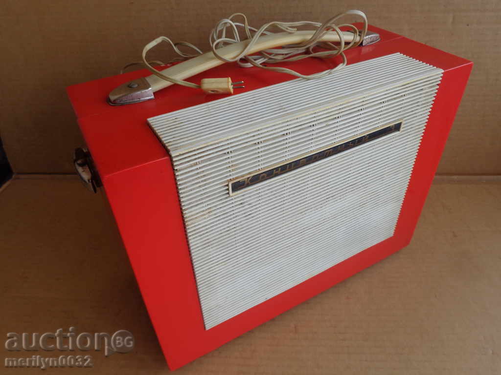 Auction  Old portable turntable Konzertnoy USSR