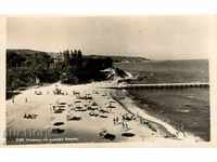 Стара пощенска картичка - курорт Варна, плажът