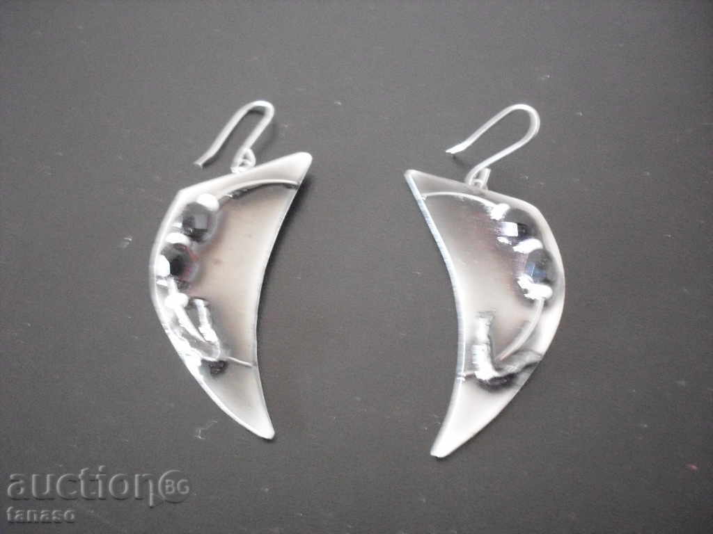 Vintage set of handmade earrings with price 10.00 BGN | € 5.11 Vintage set of handmade earrings with price 10.00 BGN | € 5.11