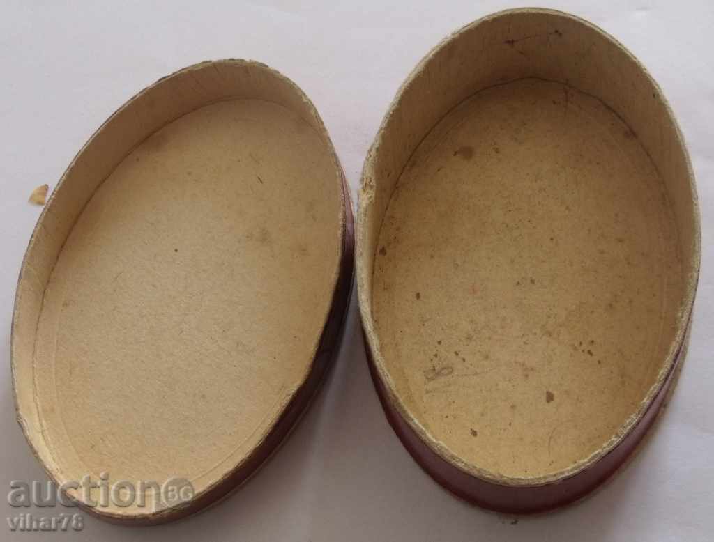 Παλιό κουτί από χαρτόνι - 5 Παλιό κουτί από χαρτόνι - 5