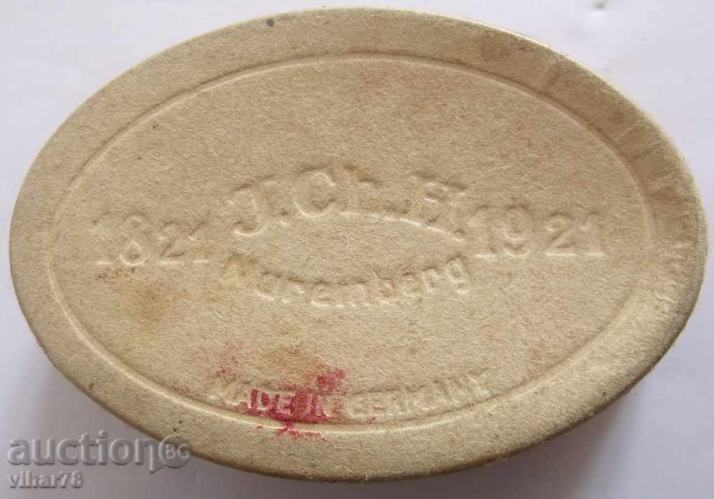 Παλιό κουτί από χαρτόνι - 6 Παλιό κουτί από χαρτόνι - 6