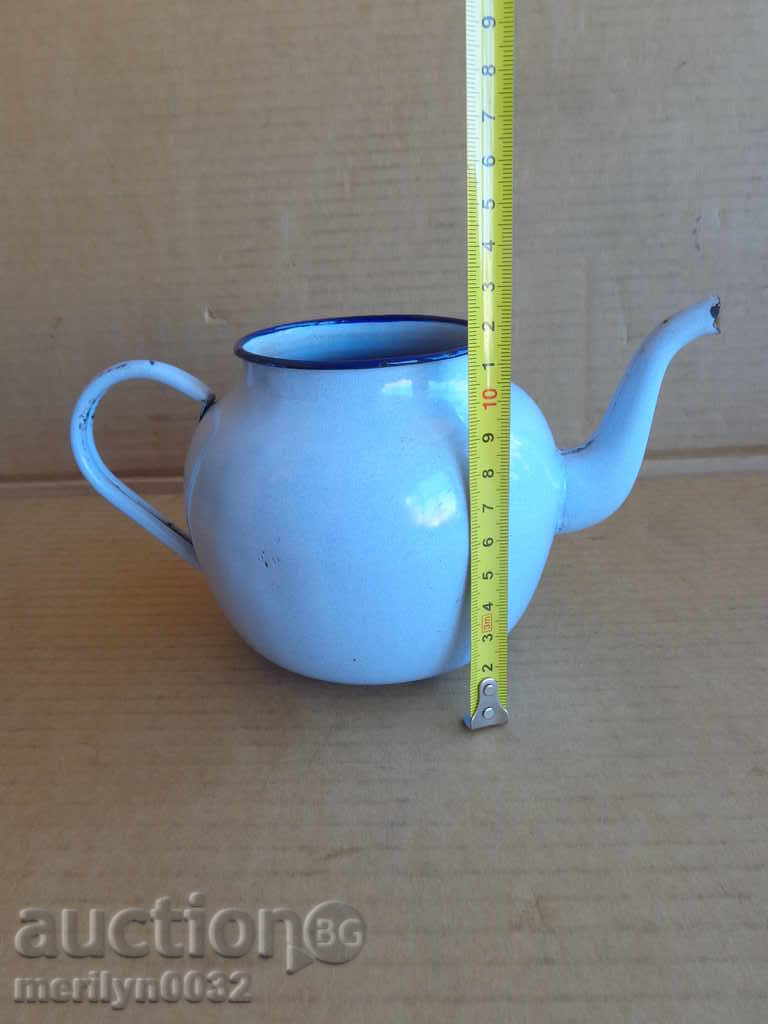 Enamelled pot, kettle, ketchup, kettle, wounded sod with price 26.00 BGN | € 13.29 Enamelled pot, kettle, ketchup, kettle, wounded sod with price 26.00 BGN | € 13.29