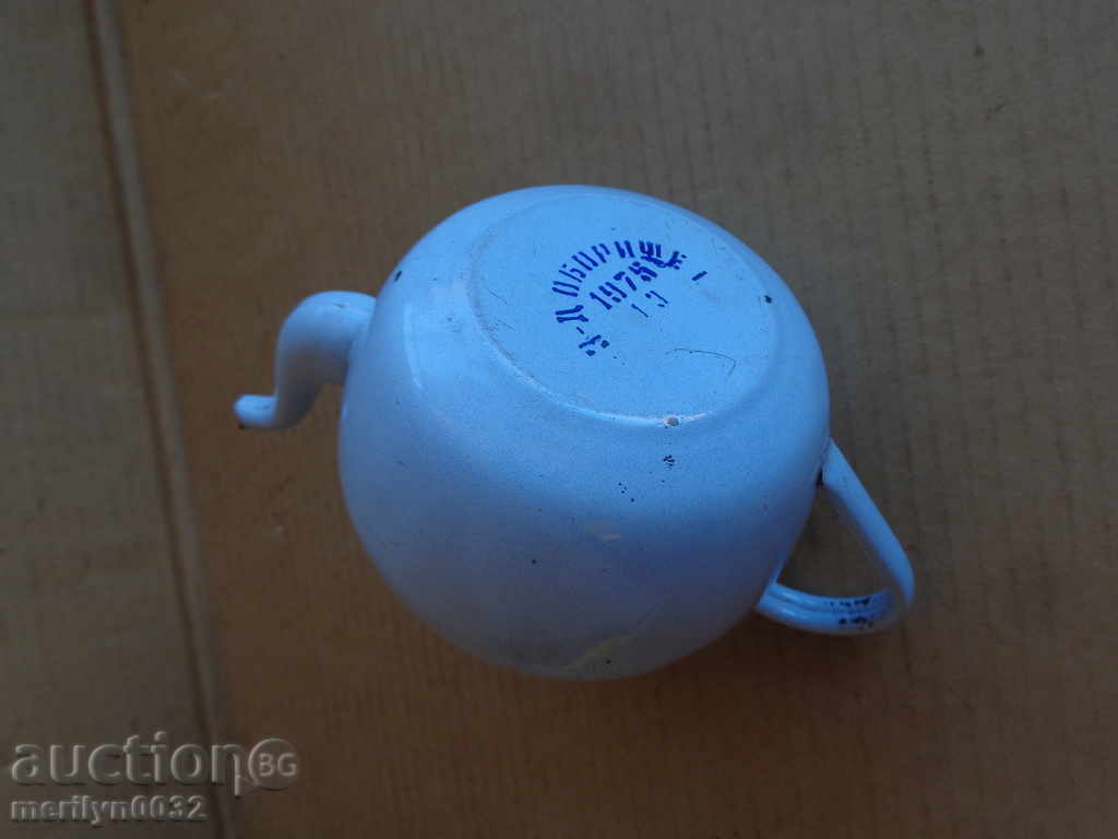 Enamelled pot, kettle, ketchup, kettle, wounded sod - 7 Enamelled pot, kettle, ketchup, kettle, wounded sod - 7