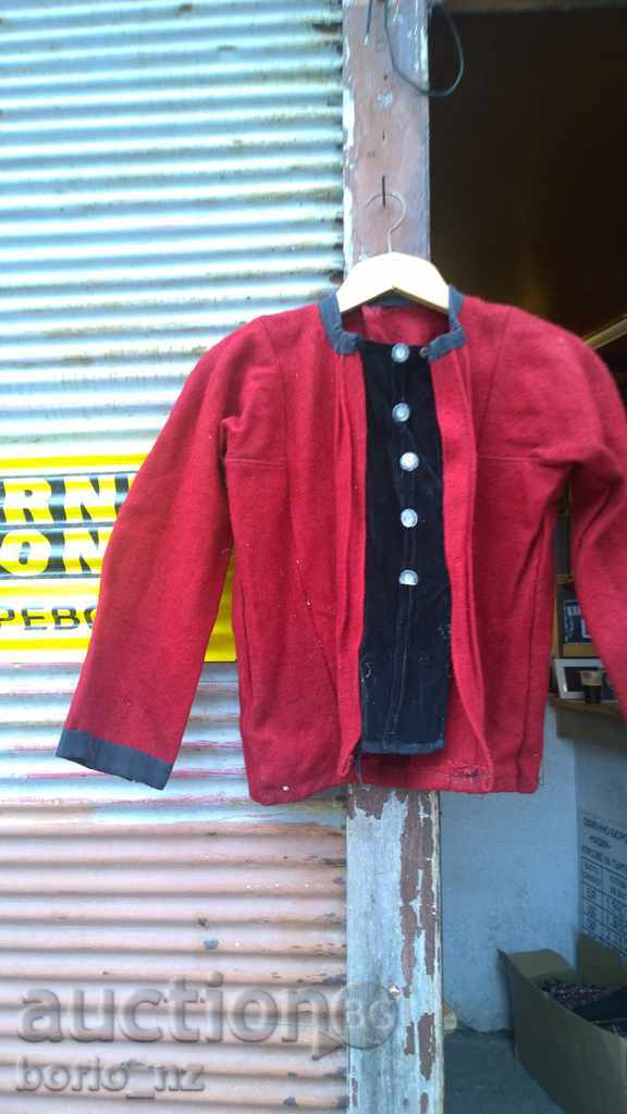 Auction 7629. ELEK NOSIA ENTERIA WELL KADIFE Auction 7629. ELEK NOSIA ENTERIA WELL KADIFE