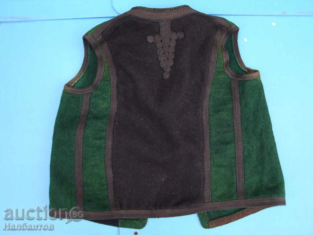 OLD VEST BRUSHED COSTUME with price 200.00 BGN | € 102.26 OLD VEST BRUSHED COSTUME with price 200.00 BGN | € 102.26