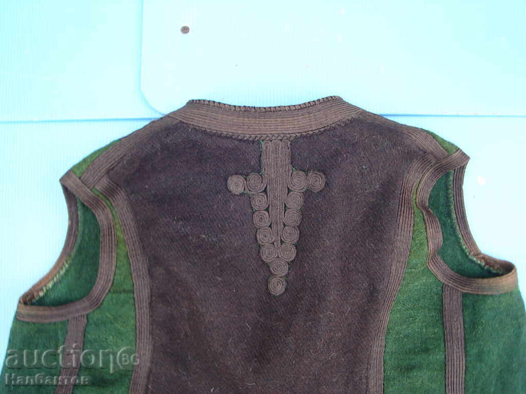 OLD VEST BRUSHED COSTUME - 6 OLD VEST BRUSHED COSTUME - 6
