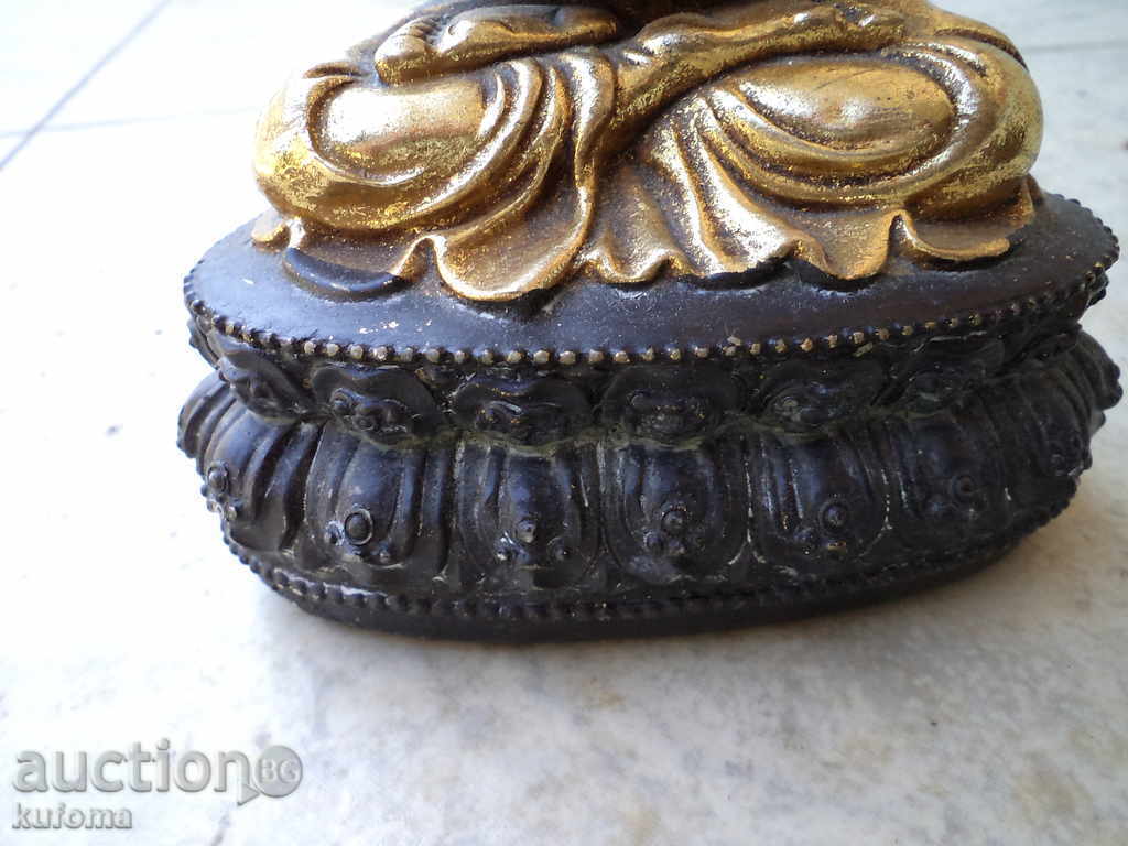Auction Statue of Buddha of resin Auction Statue of Buddha of resin