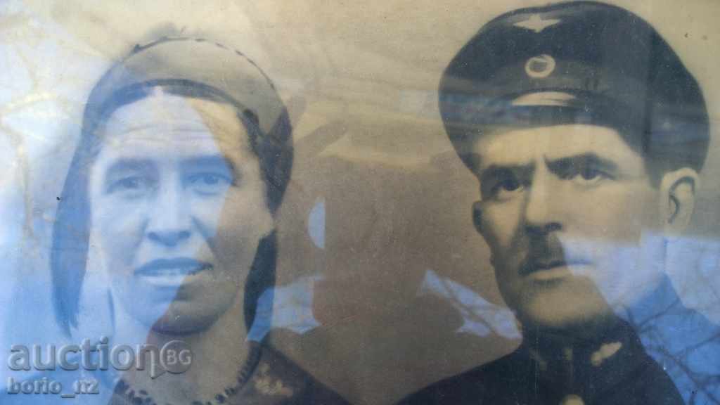 7690. OLD BIG FAMILY PICTURE - 5 7690. OLD BIG FAMILY PICTURE - 5